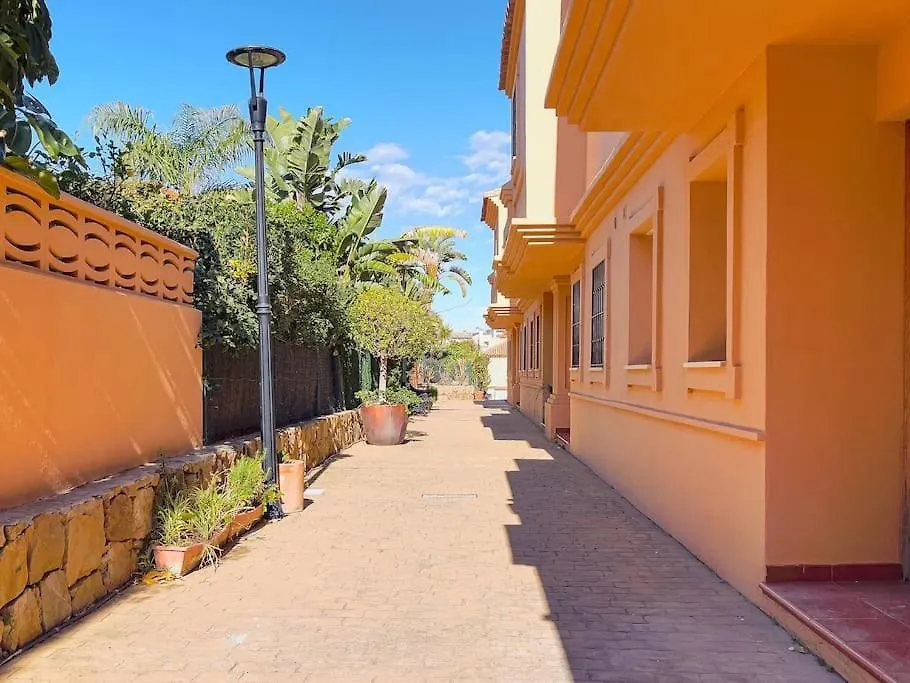 Estepona, Casa De Lujo Con Vistas Al Mar